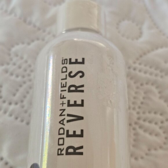 Rodan + Fields Reverse Intensive Brightening Toner 125mL/4.2oz - Picture 3 of 8